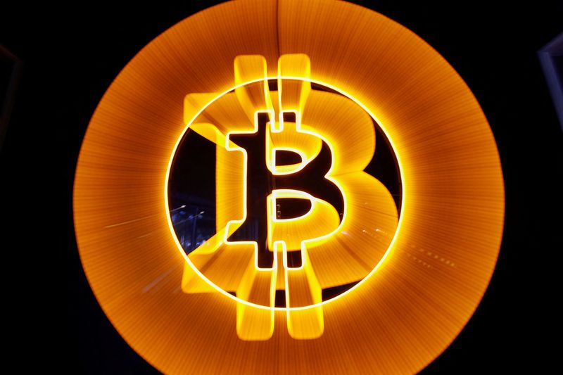 Sự chấp thuận của ETF có thể đẩy Bitcoin lên 60.000 USD trong thời gian ngắn – deVere's Green